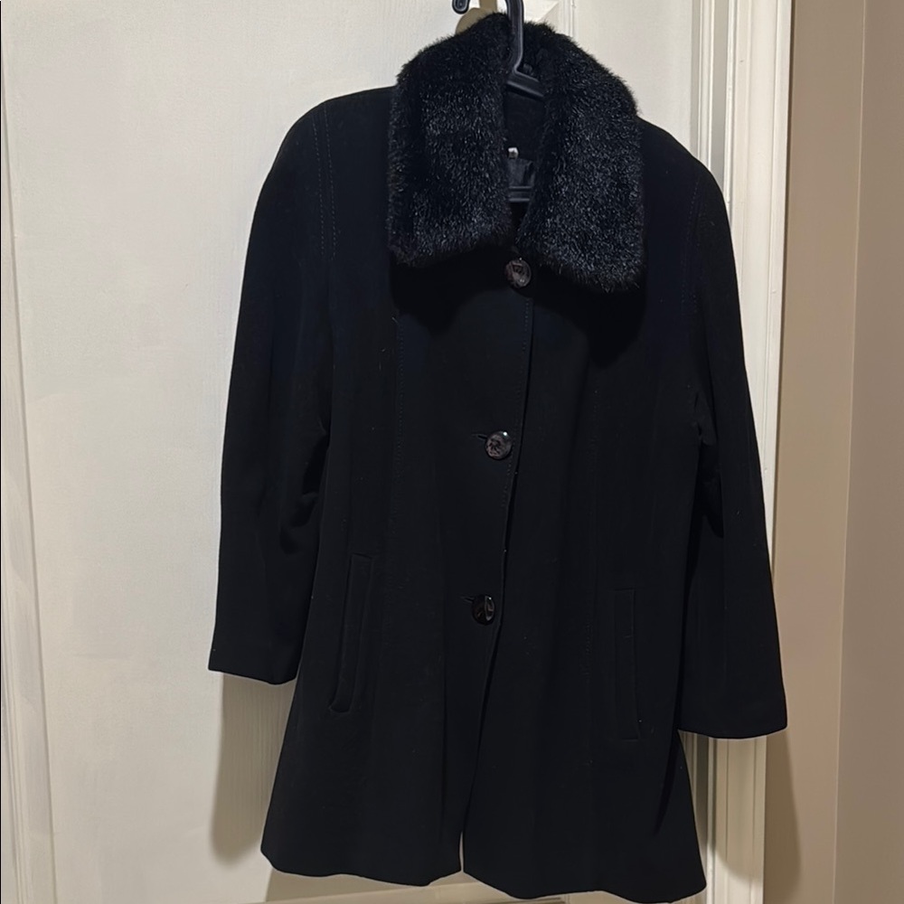 Elegant Black Fur Collar Coat